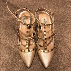 Valentino like shoes